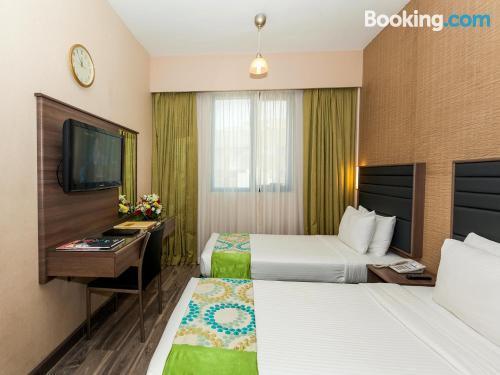 Oasis Deira Hotel Dubai Bagian luar foto